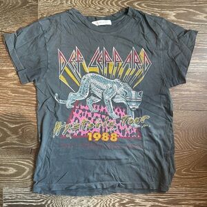 DAYDREAMER Def Leppard Tee size s